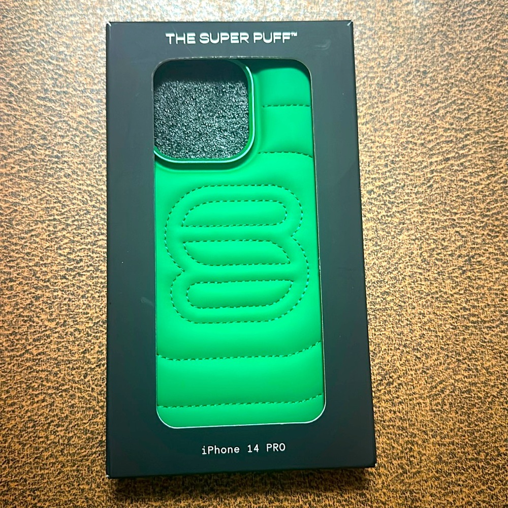 The Super Puff IPhone 14 Pro case